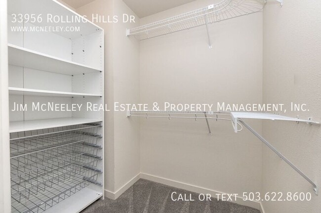 Building Photo - 33956 Rolling Hills Dr