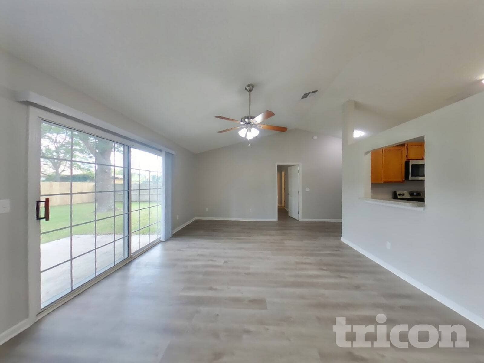 Building Photo - 8256 Creek Hollow Ct