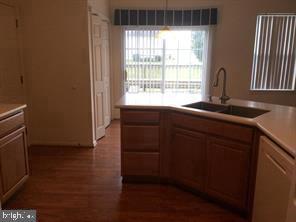 Building Photo - 32 Fenwick Ct