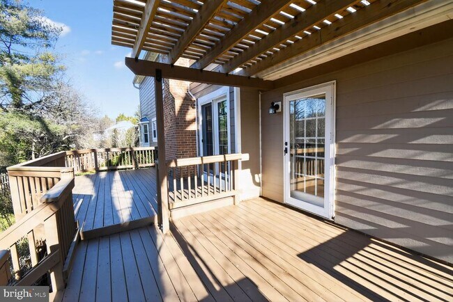 Building Photo - 1302 Clayborne House Ct