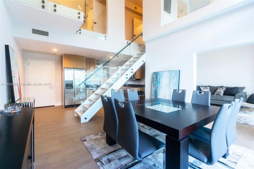 Building Photo - 60 SW 13th St