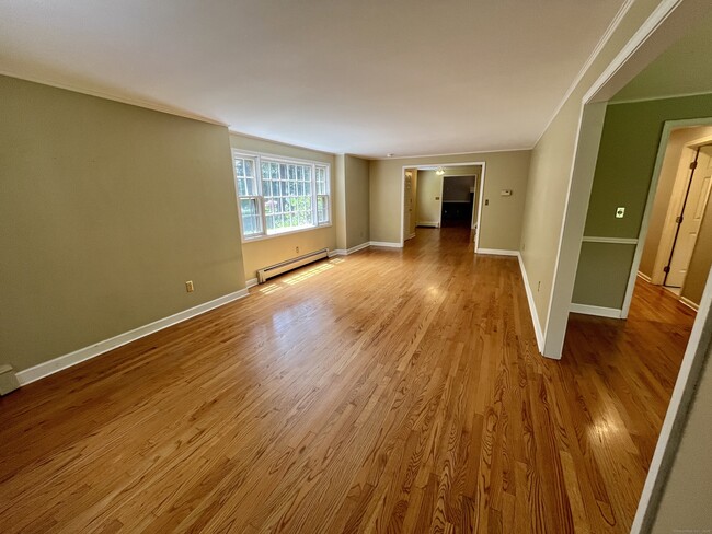 Building Photo - 25 Jade Tree Ln