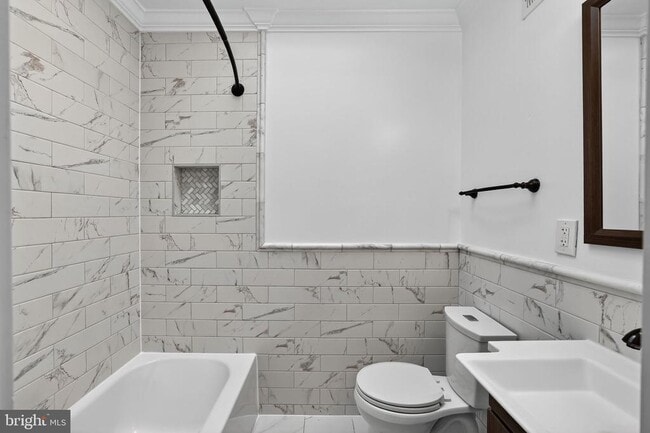 Building Photo - 1959 H St NE