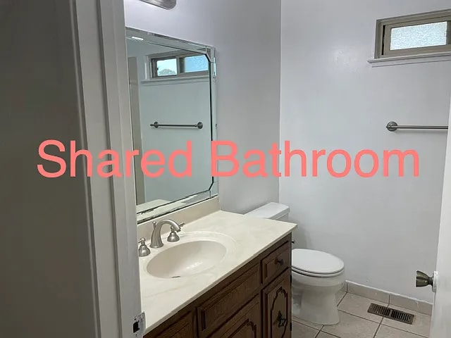 Building Photo - 2241 Lafayette Dr