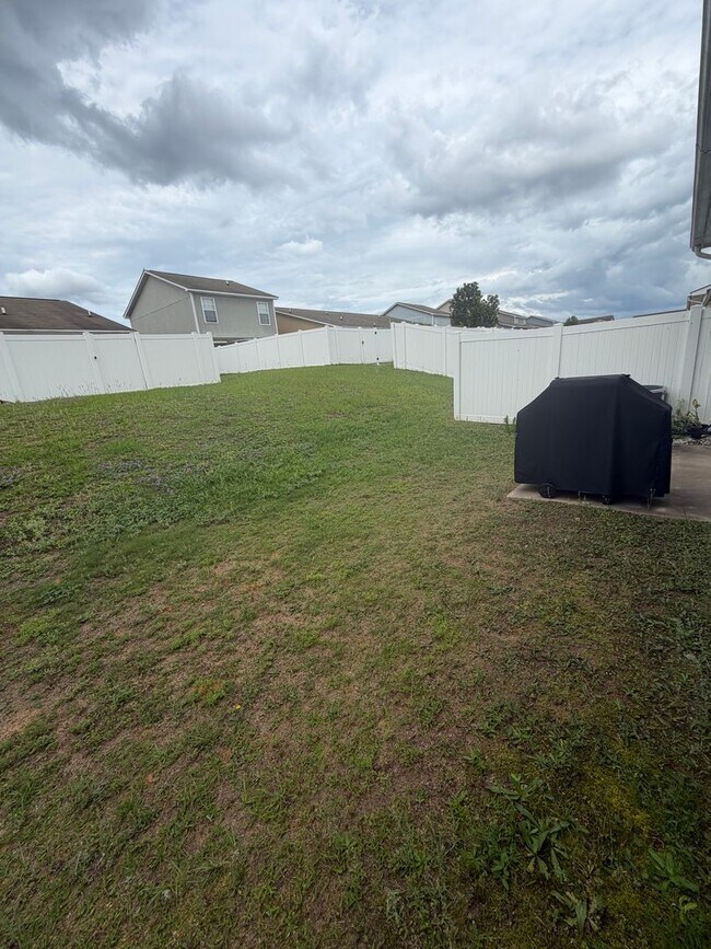 Building Photo - 209 Camden Drive