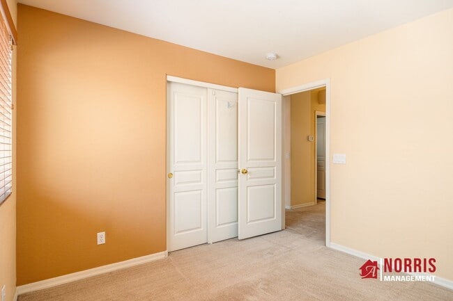 Building Photo - Great Home in Mission Valley