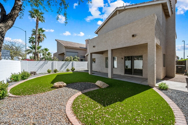 Building Photo - 9054 W Custer Ln