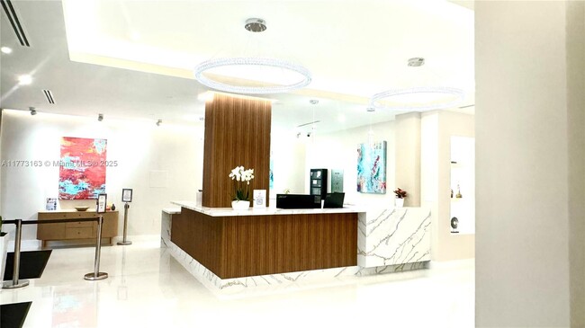 Building Photo - 2401 S Ocean Dr