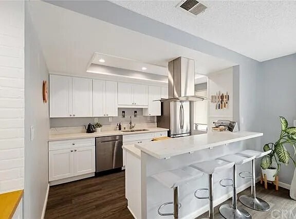 Kitchen - 515 Meyer Ln