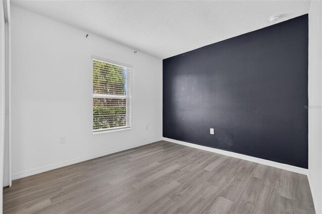 Building Photo - 1097 Augustus Dr
