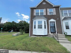 Building Photo - 2315 Barkley Pl