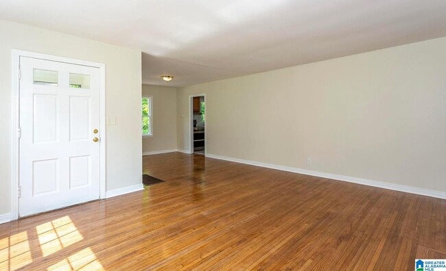 Building Photo - 921 5 Mile Rd