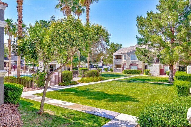Building Photo - 5055 W Hacienda Ave