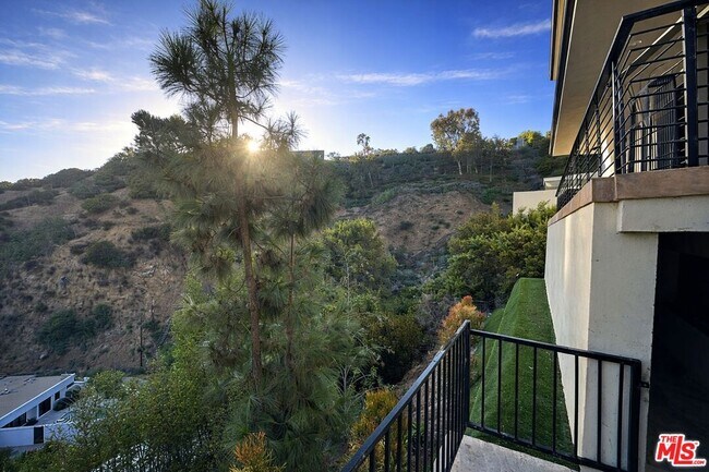 Building Photo - 9300 Warbler Way