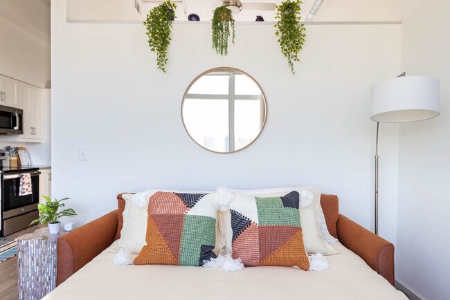 Building Photo - 516 Lea Ave