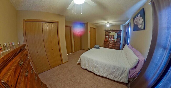 Building Photo - 3D Tour Available - 4 Bedroom + Washer & D...