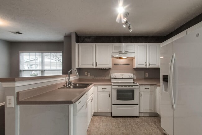 Building Photo - 3109 Harpeth Springs Dr