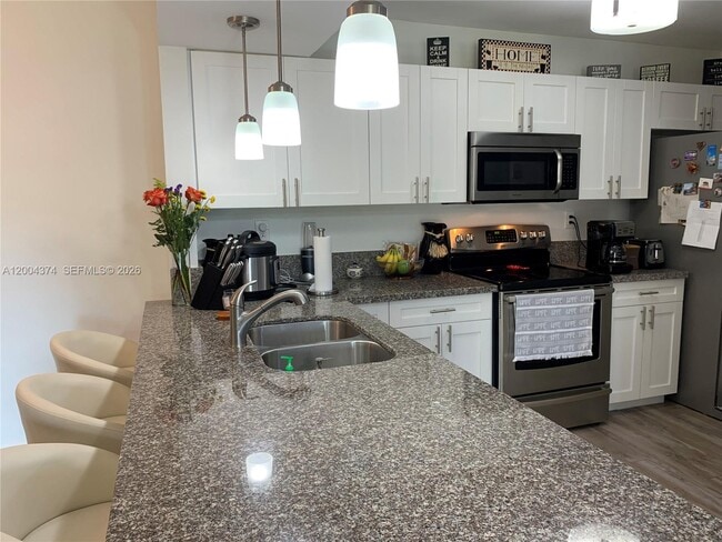 Building Photo - 8660 SW 212th St