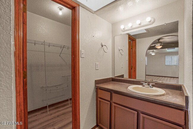 Building Photo - 3224 Isla Banderas Way