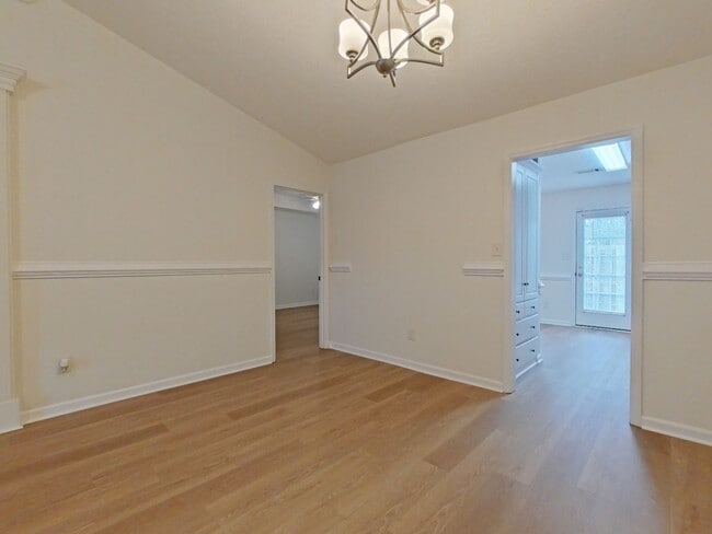 Building Photo - MOVE in Ready near Ft Gordon