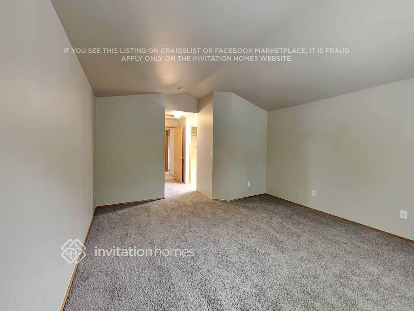 Building Photo - 209 83rd Dr SE