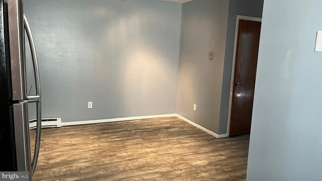 Building Photo - 1024 Fox Chase Rd