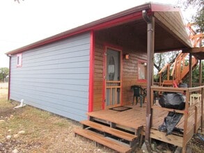 Building Photo - 100 Star Run