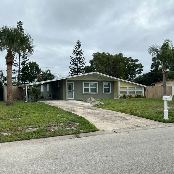 Building Photo - 2532 Coventry Rd