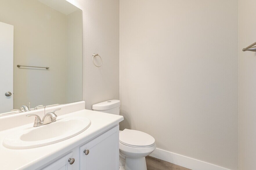 Building Photo - 697 Fragrant Sage Ct