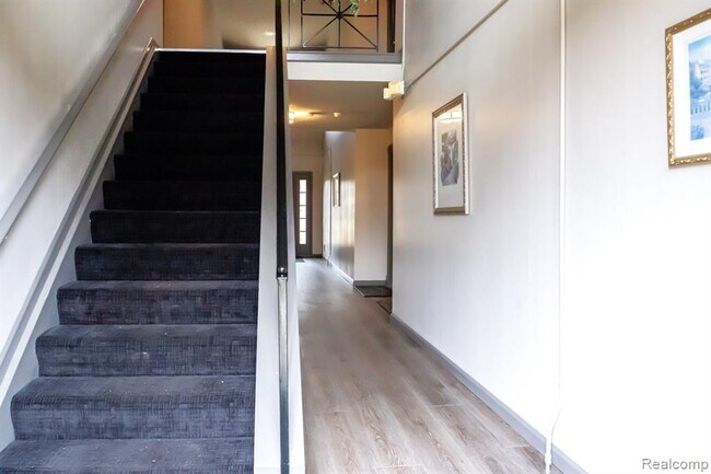 Building Photo - 19639 W 12 Mile Rd