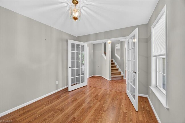 Building Photo - 4018 Berkshire Ct