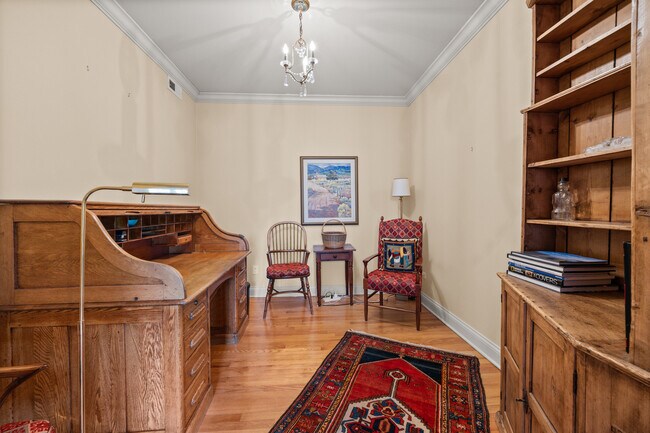 Building Photo - 30 W Erie St