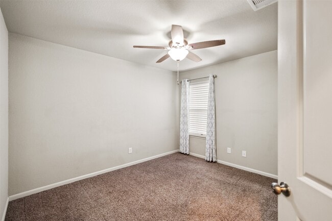 Building Photo - 13402 E Summer Chase Cir