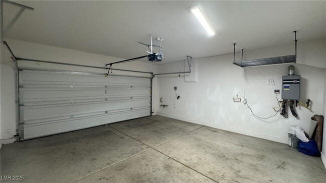 Building Photo - 8508 W Stuckey Ave