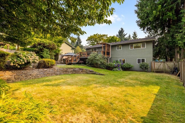Building Photo - Finn Hill Home with Large Entertaining Patio & Backyard
