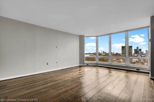 Building Photo - 250 E Harbortown Dr