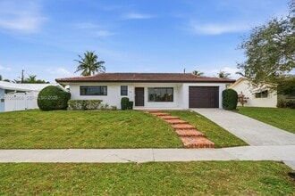 Building Photo - 1260 SW 8th St