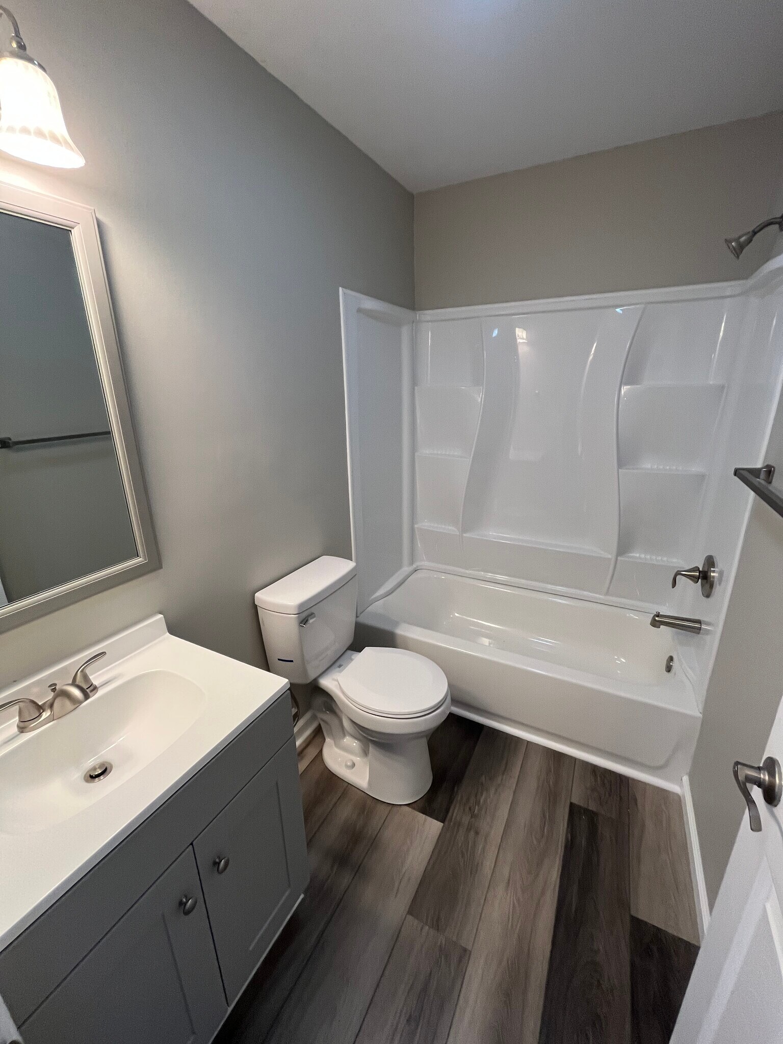 Building Photo - 118 Burgundy Dr