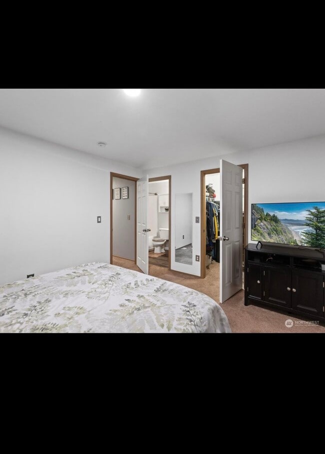 Building Photo - 4331 149th Pl NE