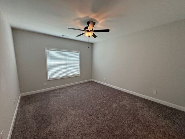 Building Photo - Look and lease in Athens .,M8 N766 M,
