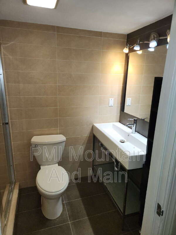 Building Photo - 74 Ebens Cove
