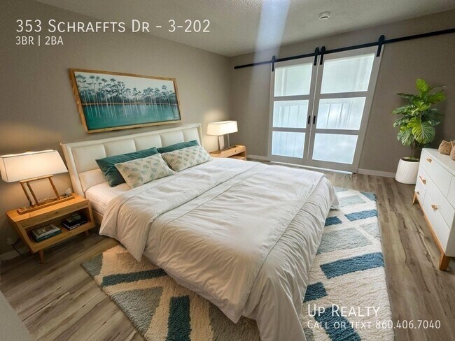 Building Photo - 353 Schraffts Dr