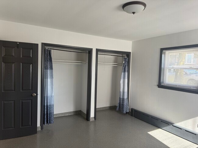 Building Photo - 1540 S 59th Ct