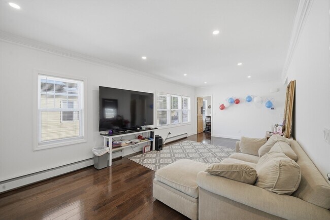 Building Photo - 34 Wilson Ave