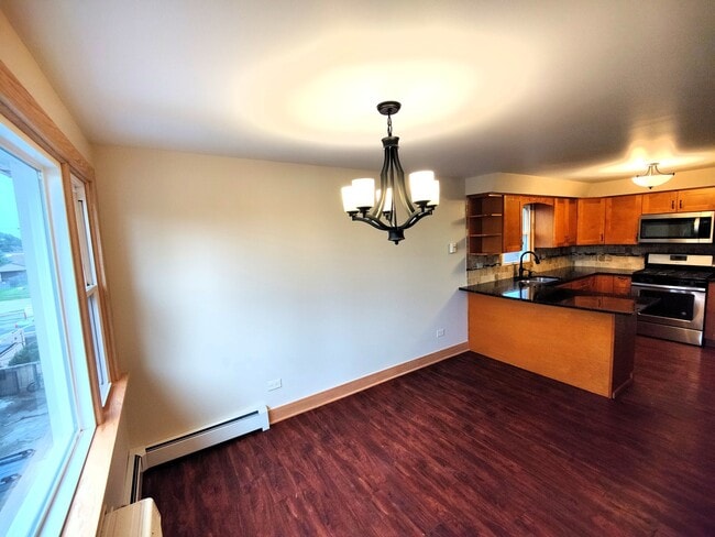 Building Photo - 6048 W 79th St