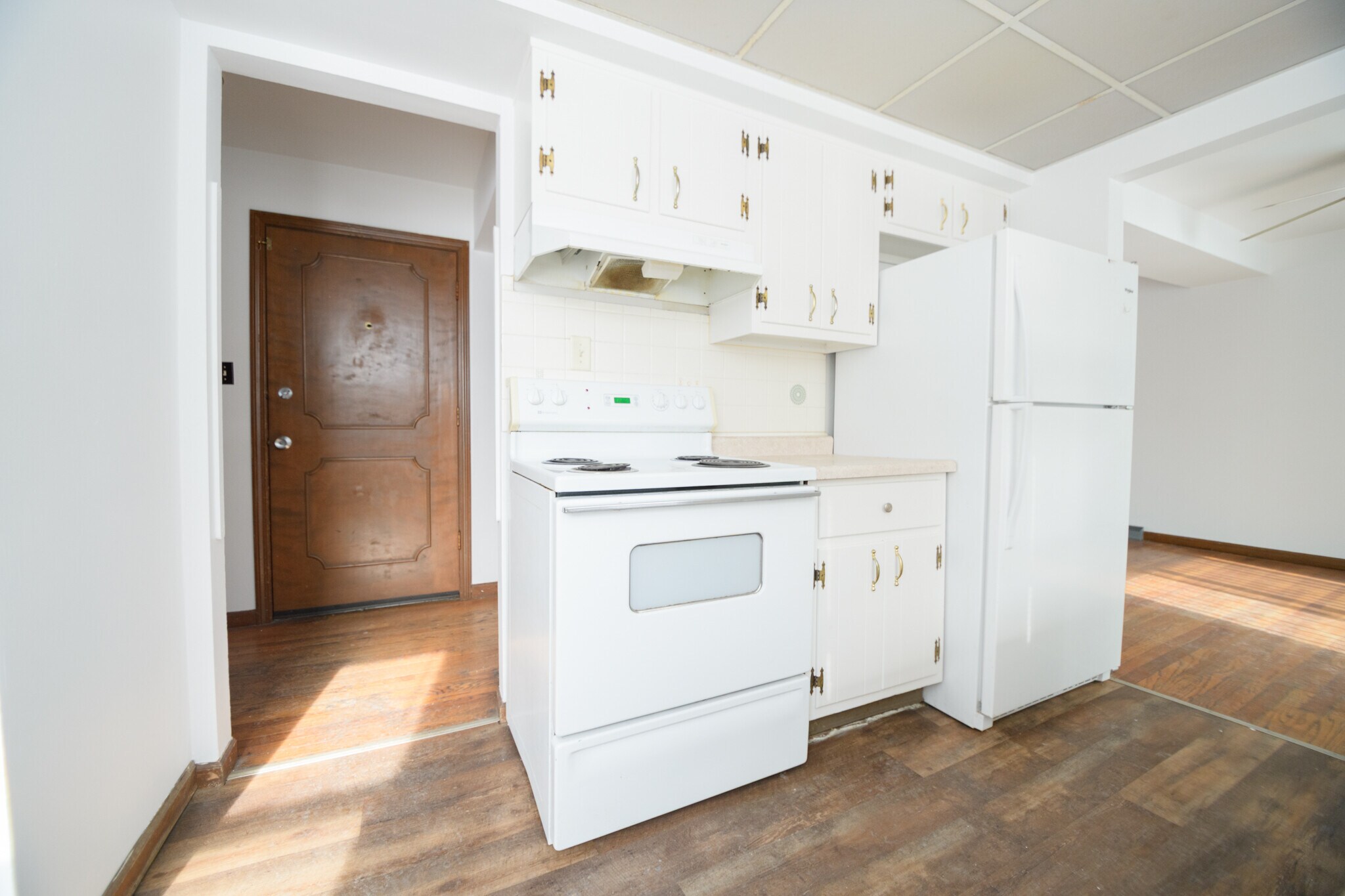 Building Photo - 2403 W 63rd Ave