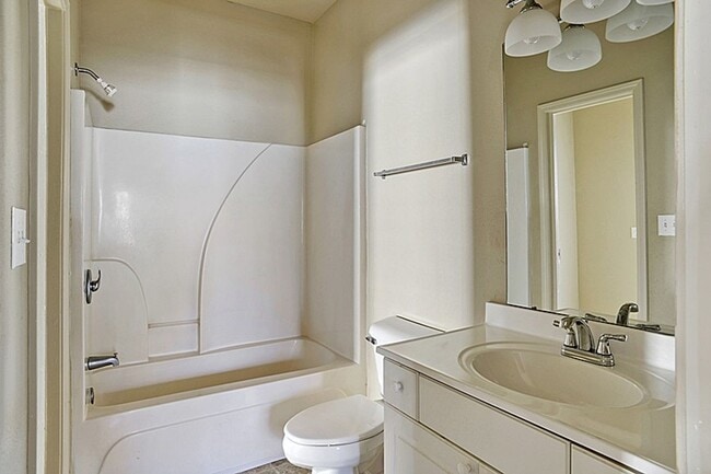 Building Photo - Charming Cottages for Rent in Waveland – 1 & 2 Bedroom Units Available at Cambridge Cottages!