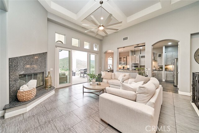 Building Photo - 30480 Sparkle Dr