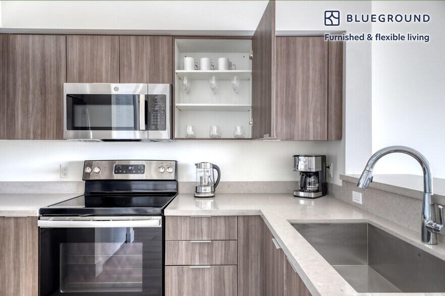 Building Photo - 1000 NW 7th St