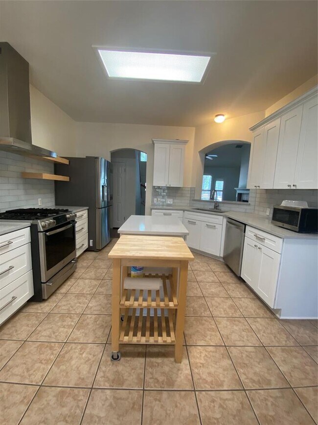 Building Photo - 3101 Bent Tree Cove